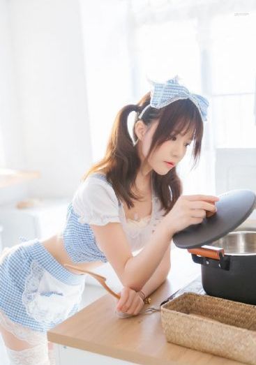 坤坤戳进别人里面!