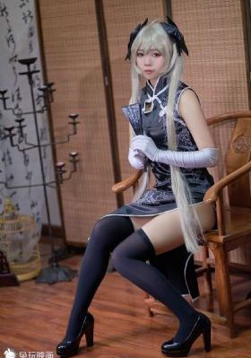 清纯女大学生被两个猛c