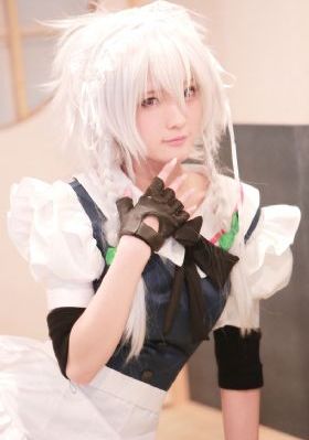 女儿帮爸爸修水管