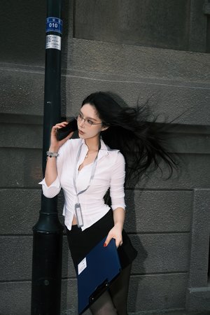 偷看女厕排尿视频