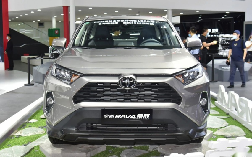 丰田终于给出诚意！RAV4荣放现最高优惠5万，最低13万多就能买