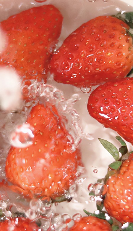 超超赞的草莓锁屏壁纸 高清超美的锁屏全屏合集