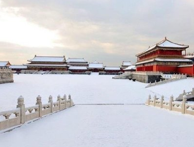 晒雪景的心情说说带图片 下雪天微信说说配图