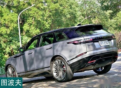 独树一格、不跟风LSUV的经典时尚不败款！ 2024 Range Rover Velar