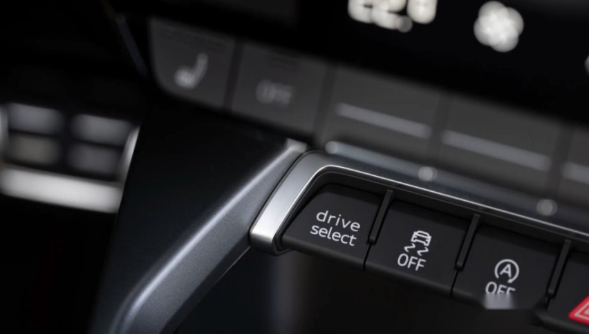 奥迪突然发布新款S3原型车 高性能技术下放 动力进一步提升