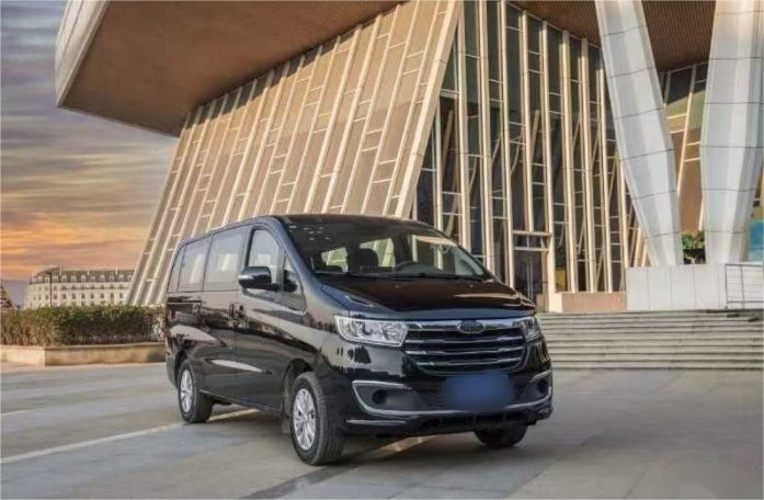 2023年最会赚钱的MPV，10万级的瑞风M3 PLUS HEV大出风