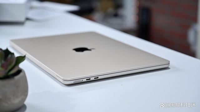 苹果最强轻薄本! M3版苹果笔记本MacBook Air跑分出炉