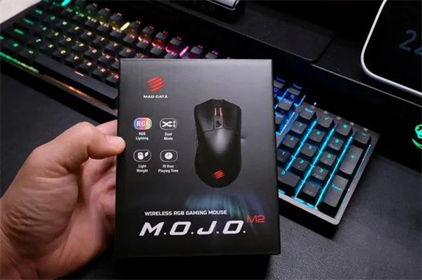 美加狮鼠标MOJO M2值得入手吗 美加狮双模游戏鼠标MOJO M2 RGB使用测评