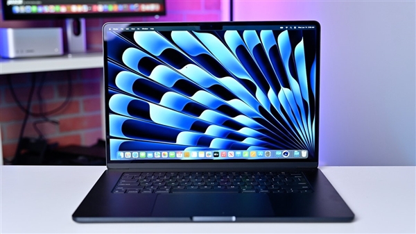 为新品让路！苹果官网下架MacBook Air 15英寸：上市还不到1年