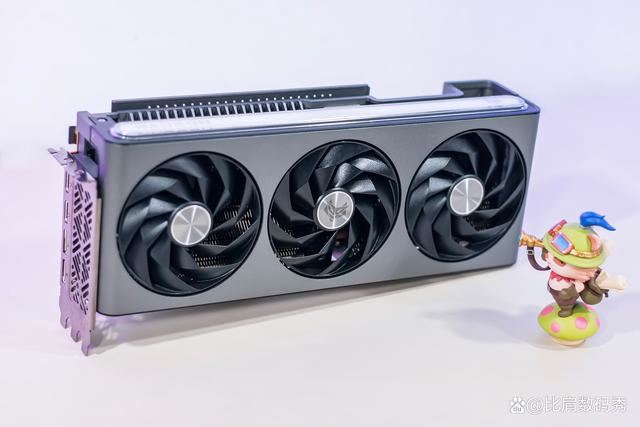 性价比爆棚! 蓝宝石AMD Radeon RX 7900 XT超白金OC显卡评测