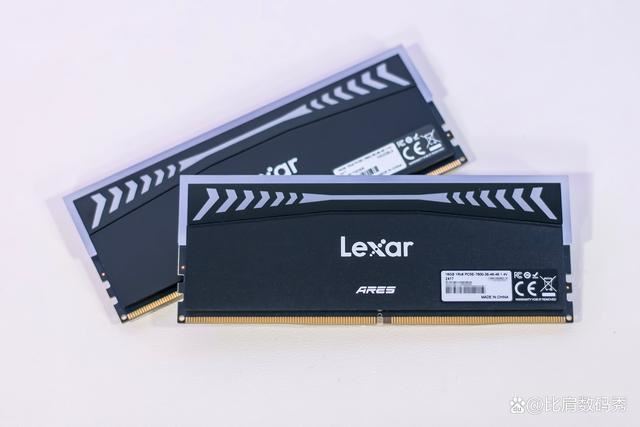 精选海力士A-die颗粒 雷克沙ARES DDR5 7600内存条评测