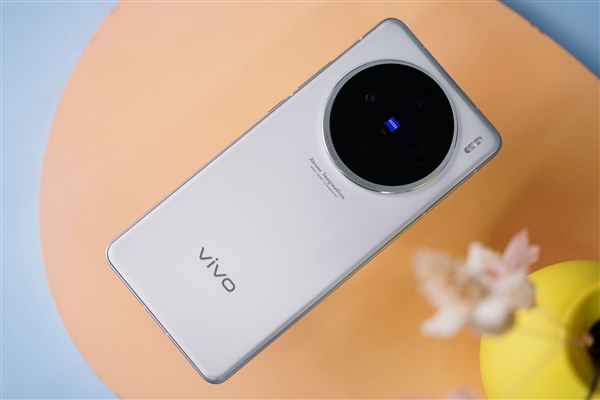 vivo最强直屏旗舰！vivo X100s图赏