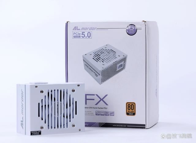 小还轻! 影驰RTX 4060+九州风神CH160 ITX小机箱组装机分享