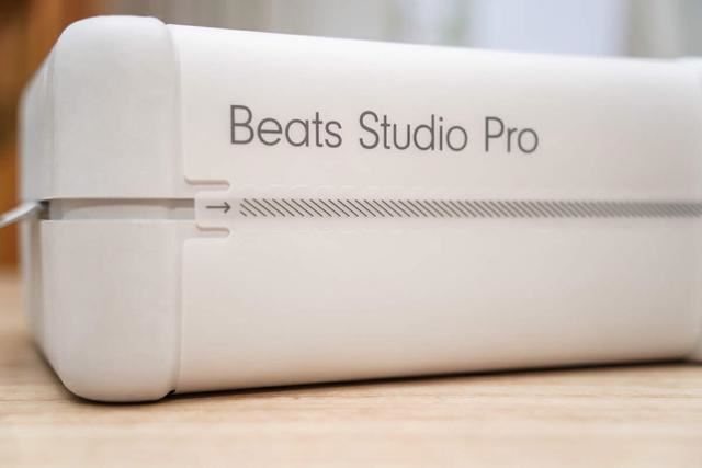 Beats Studio Pro值得购买吗? Beats Studio Pro 限量版头戴式耳机评测