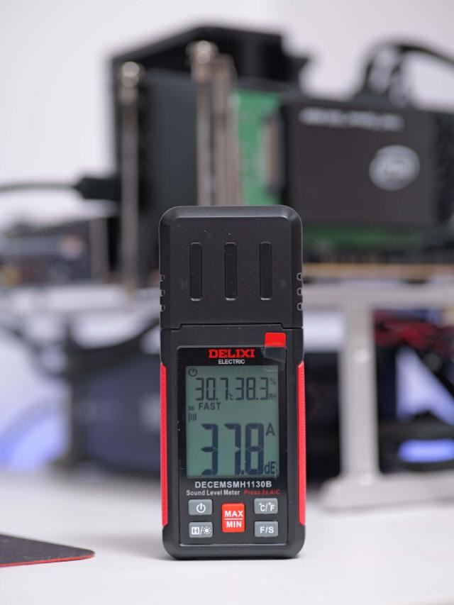 可压14600K+极致静音! 德商德静界DRAK ROCK5风冷散热器开箱测评