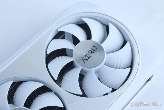 不只是游戏还有AI功能! 技嘉雪鹰RTX 4070 SUPER AERO OC 12G测评