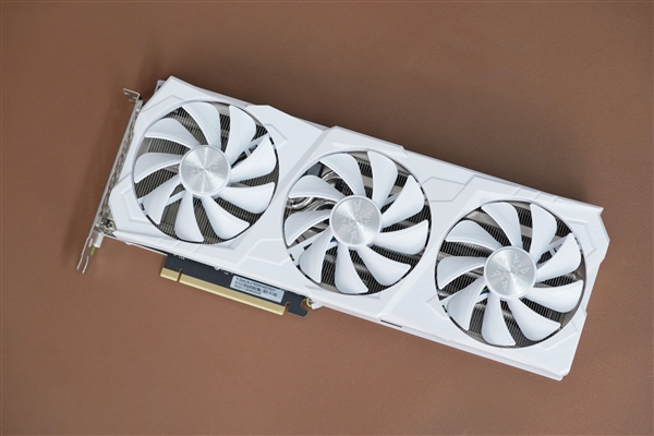 《黑神话：悟空》定制！耕升RTX 4070 SUPER踏雪OC定制版图赏