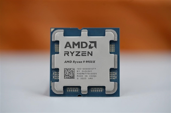 功耗大降30%！AMD锐龙9 9950X/9900X处理器图赏