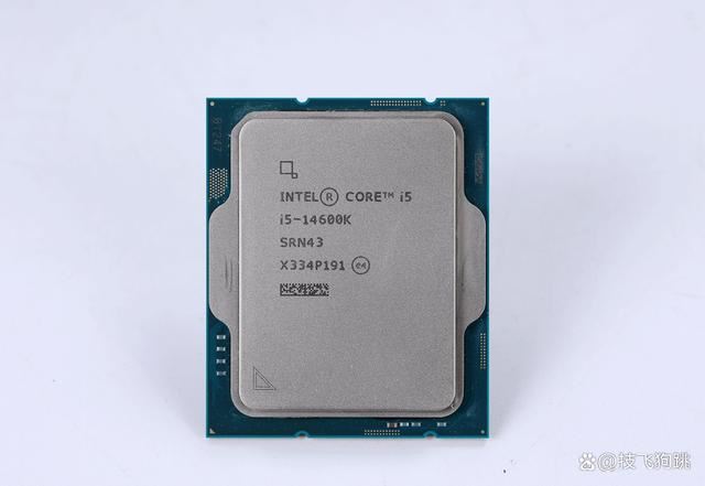 14700K+4070Ti S+D5主机配置如何? 黑色风冷海景房装机方案