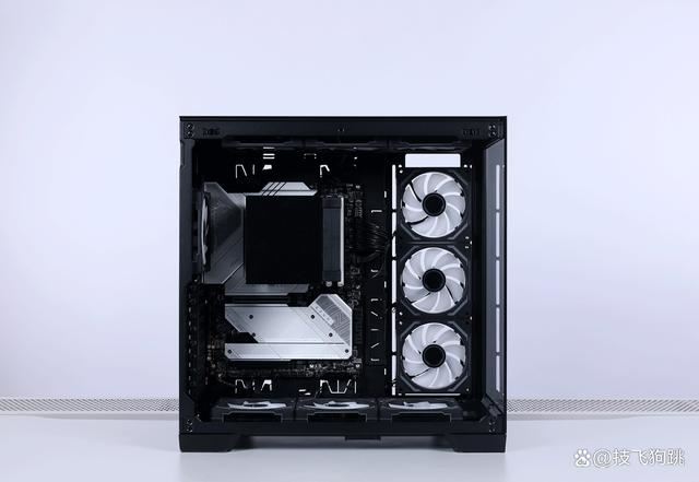 14700K+4070Ti S+D5主机配置如何? 黑色风冷海景房装机方案