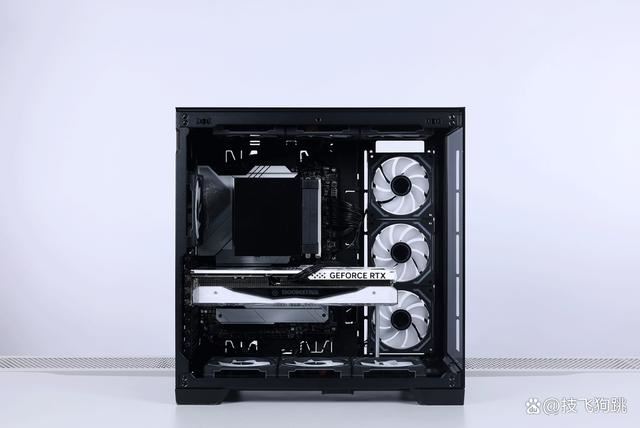 14700K+4070Ti S+D5主机配置如何? 黑色风冷海景房装机方案