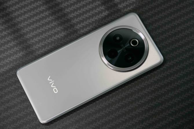 vivo Y300Pro手机好不好 vivo Y300Pro手机评测