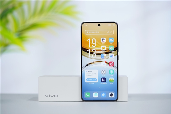 vivo第一款等深四曲屏手机！vivo Y300 Pro图赏