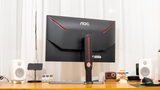 低输入延迟+专业级校准! AOC U27G3XM显示器专业测评