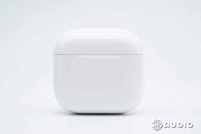 Apple苹果AirPods 4真无线耳机标准版拆解测评