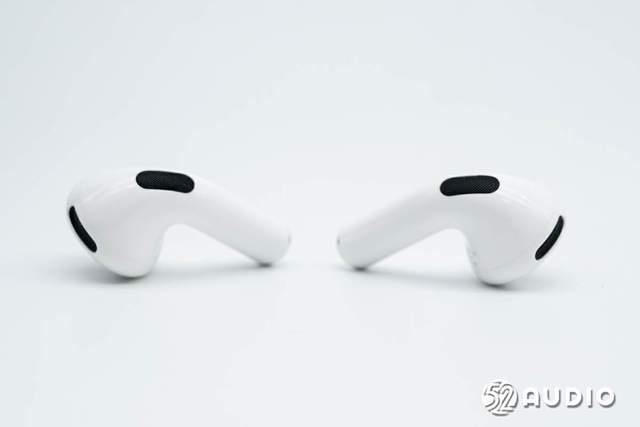 Apple苹果AirPods 4真无线耳机标准版拆解测评