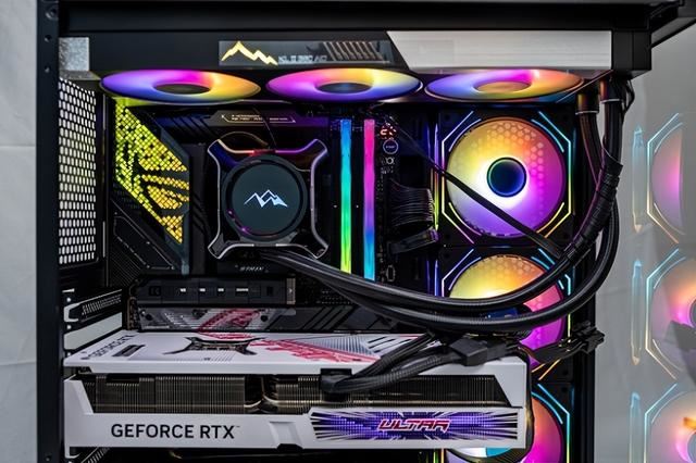 酷睿Ultra旗舰座驾全新升级! 华硕 ROG STRIX Z890-E主板首发评测