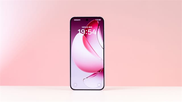 OPPO Reno13体验怎么样 OPPO Reno13体验评测