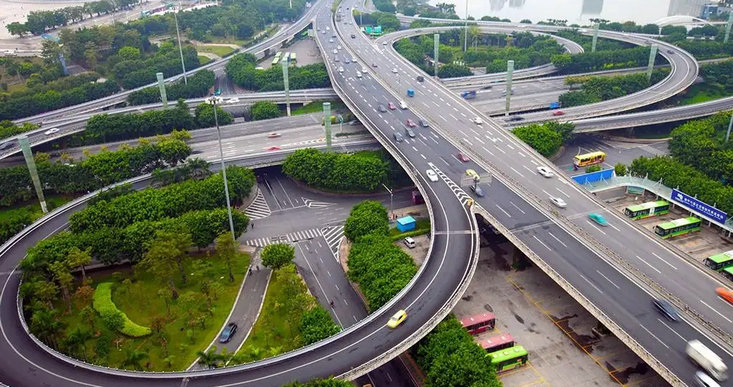 分离式道路和双向交通有什么区别