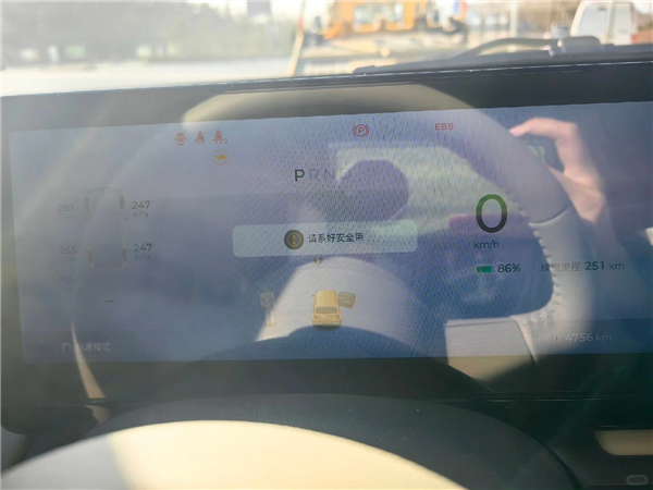 仪表出现“小乌龟”：多名宝骏悦也车主反映称遭遇刹车失灵