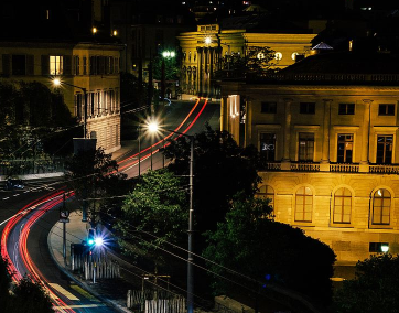 拍了夜景想发个朋友圈怎么说 晒夜景的暖心文案