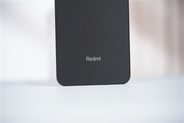 499元超低价神机！Redmi 14C图赏