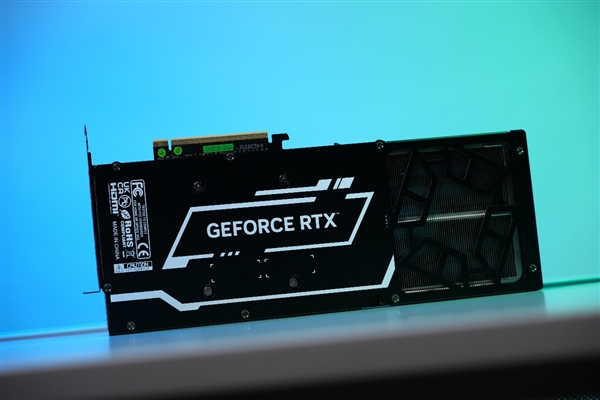 更快更强更AI，影驰GeForce RTX 5090 D 大将评测