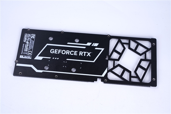 更快更强更AI，影驰GeForce RTX 5090 D 大将评测