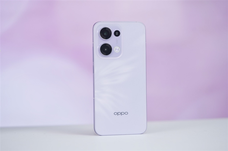 果味安卓新体验！OPPO Reno13评测：这是一款专为女生打造的理想手机