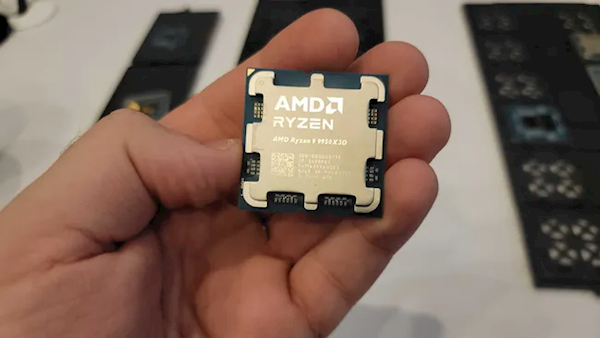 AMD说实话了！终于知道锐龙9 9950X3D和锐龙7 9800X3D怎么选了