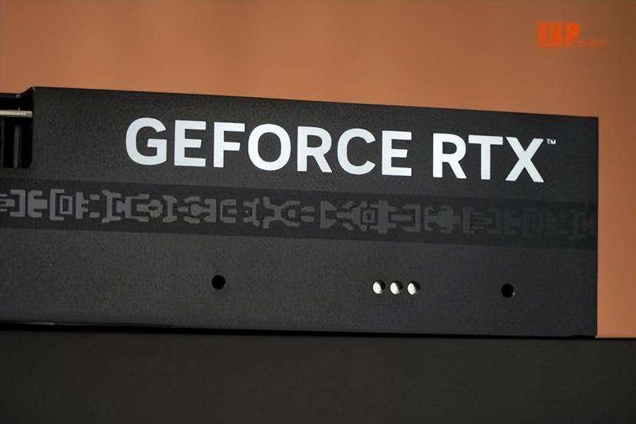 黑金设计搭配 DLSS 4! 影驰GeForce RTX 5080魔刃显卡评测