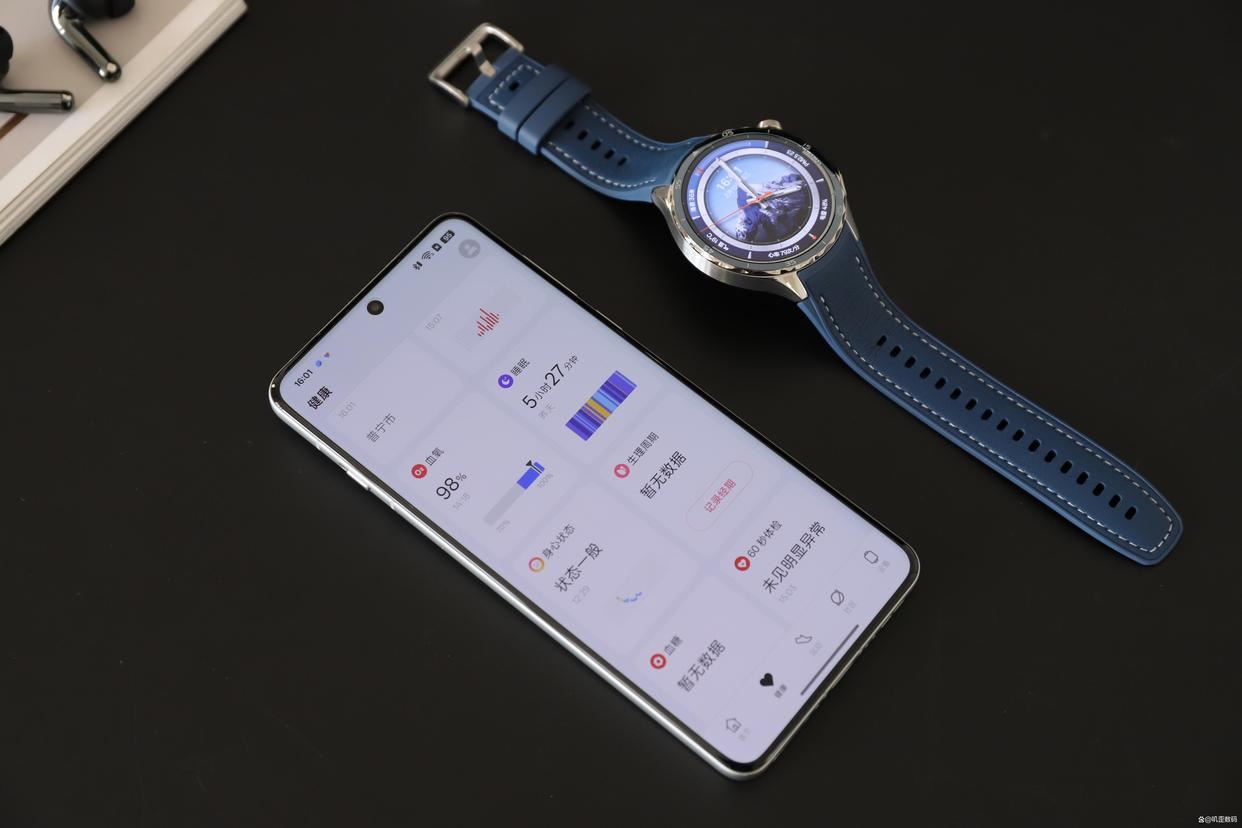 无感血压评估+独立微信! OPPO Watch X2手表首发测评