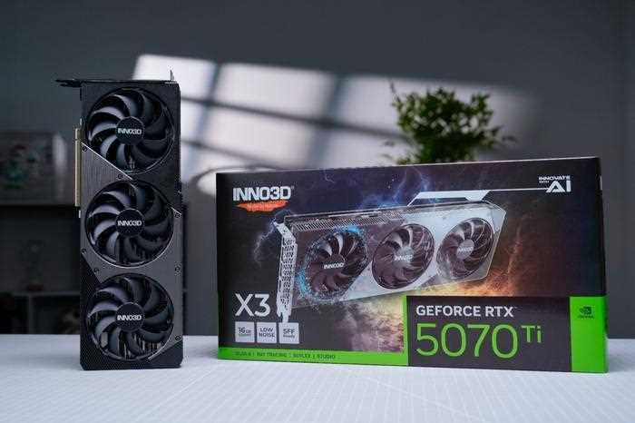 双槽设计 炸裂性能! 映众RTX 5070 Ti曜夜X3 16GB显卡全面评测