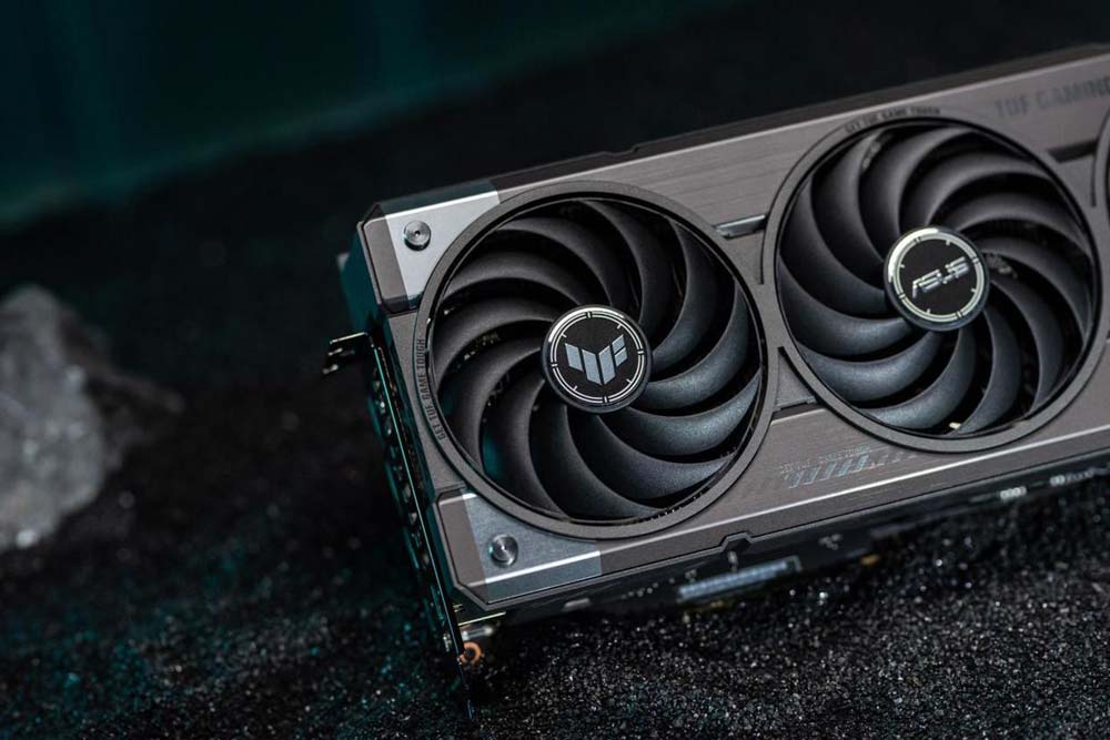 DLSS4加持神卡登场! 华硕TUF GAMING RTX 5070Ti显卡全面测评