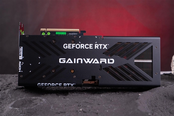 炫酷来袭 耕升 GeForce RTX  5070 Ti 炫光·超 OC带来超高性能