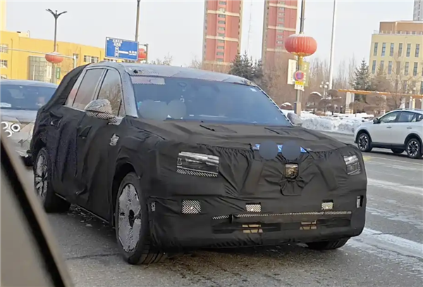 乐道中大型SUV L80路试谍照曝光：预计三季度交付