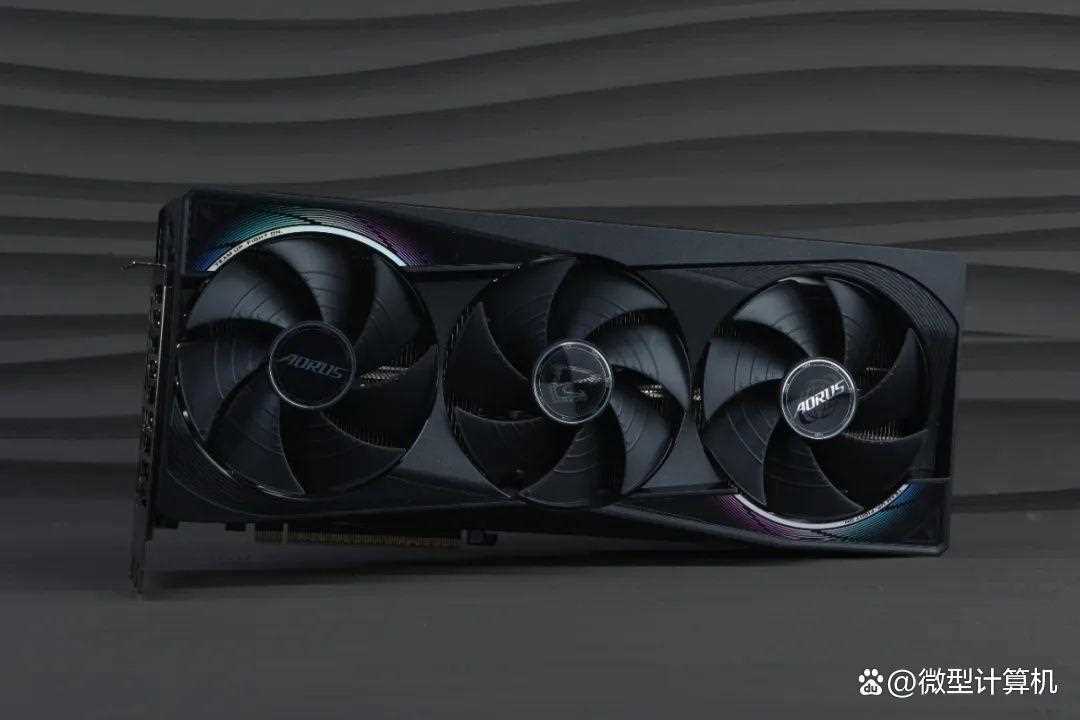 游戏创作俱佳! AORUS GeForce RTX 5070 MASTER超级雕12G显卡测评