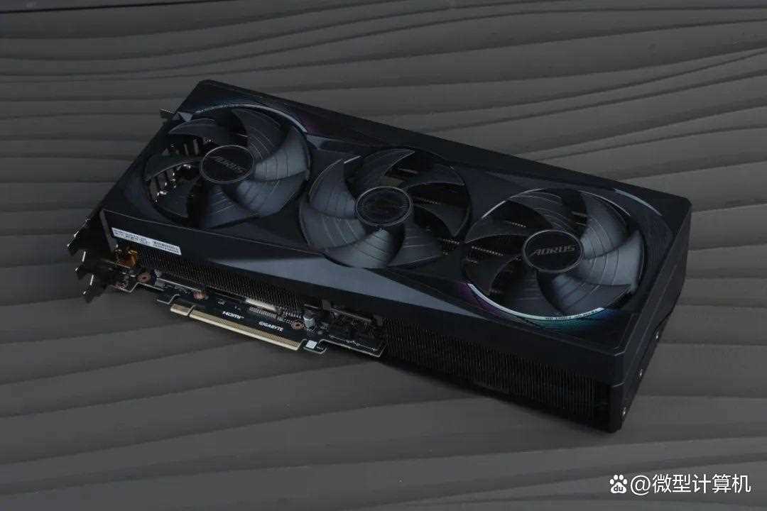 游戏创作俱佳! AORUS GeForce RTX 5070 MASTER超级雕12G显卡测评